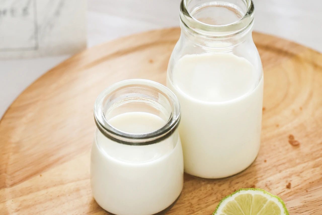 伊利、蒙牛加速结构，，，，，灼烁乳业、新希望乳业扩大阵地……这类乳制品越来越火！_必赢亚洲